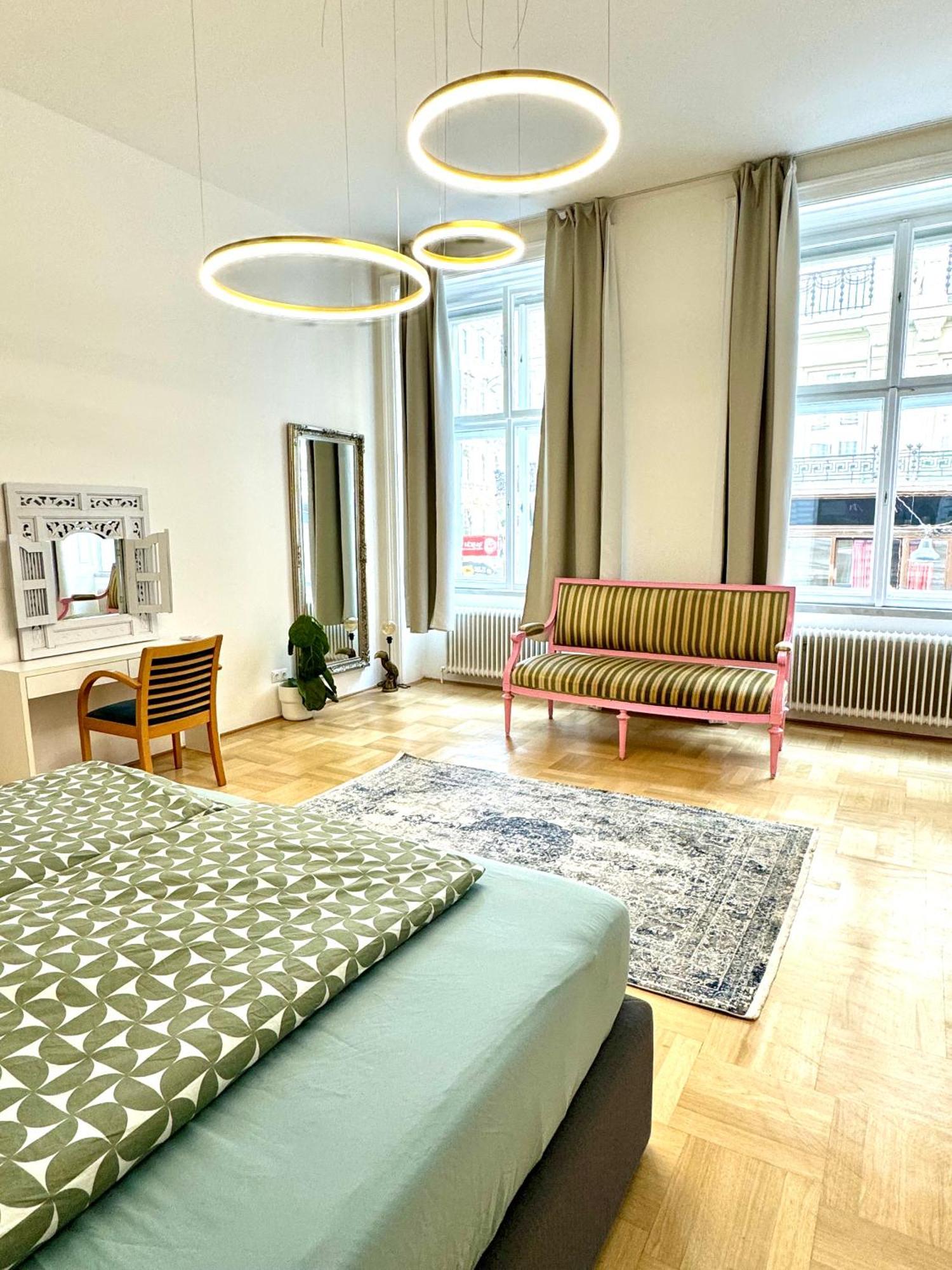 Opera Vienna Apartment 145 M2 Экстерьер фото